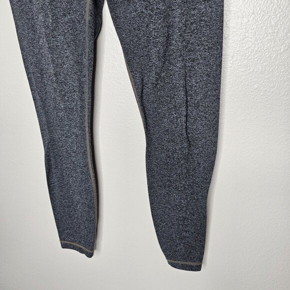 Athleta Small Grey Heathered Cropped Atlhetic Leggings Yoga Mid Rise Gym Capri - Picture 3 of 8